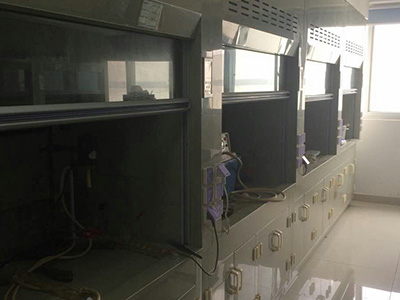 實(shí)驗(yàn)室通風(fēng)柜通風(fēng)原理及配置是什么？