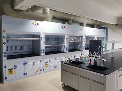 全鋼實驗臺和鋼木實驗臺、pp實驗臺哪個好?